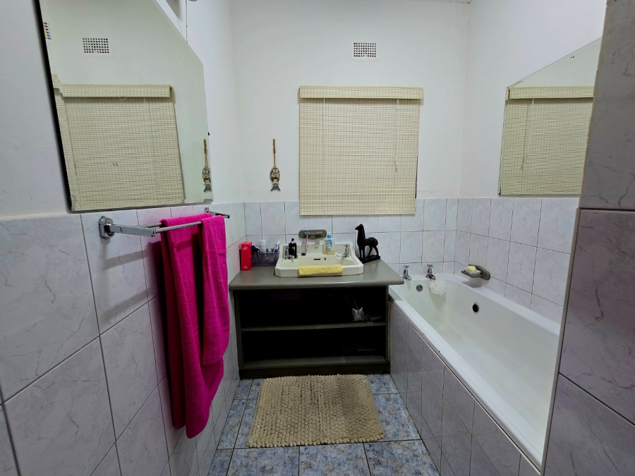 4 Bedroom Property for Sale in Bayswater Free State